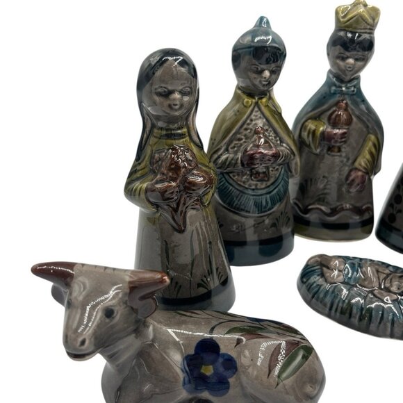 Vtg 11 Pc Artisan Painted Mexican Folk Art Clay Pottery Christmas Nativity Set - Picture 6 of 16